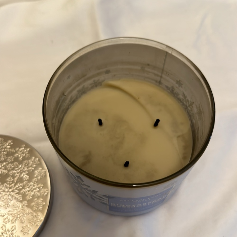 Candle - Picture 3 of 4